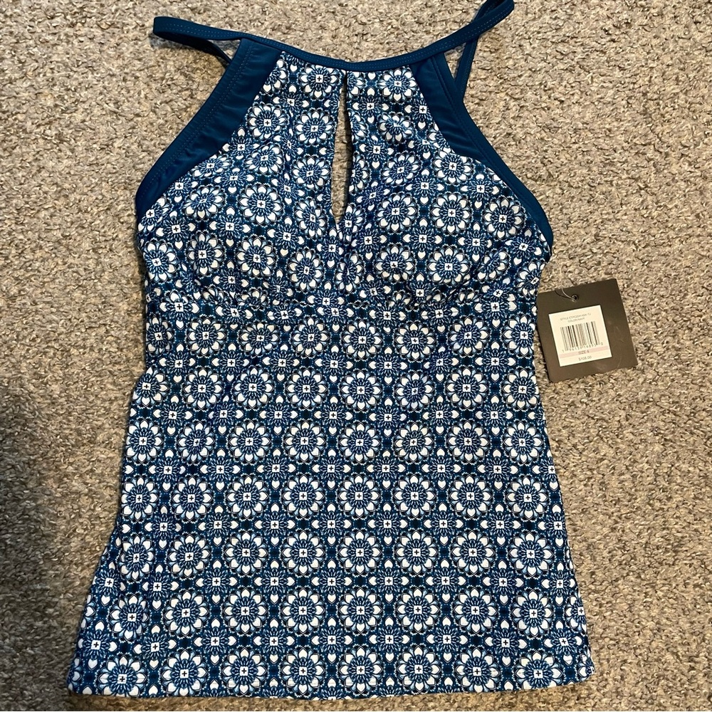 NWT Ellen Tracy Floral Blue and White Halter Top